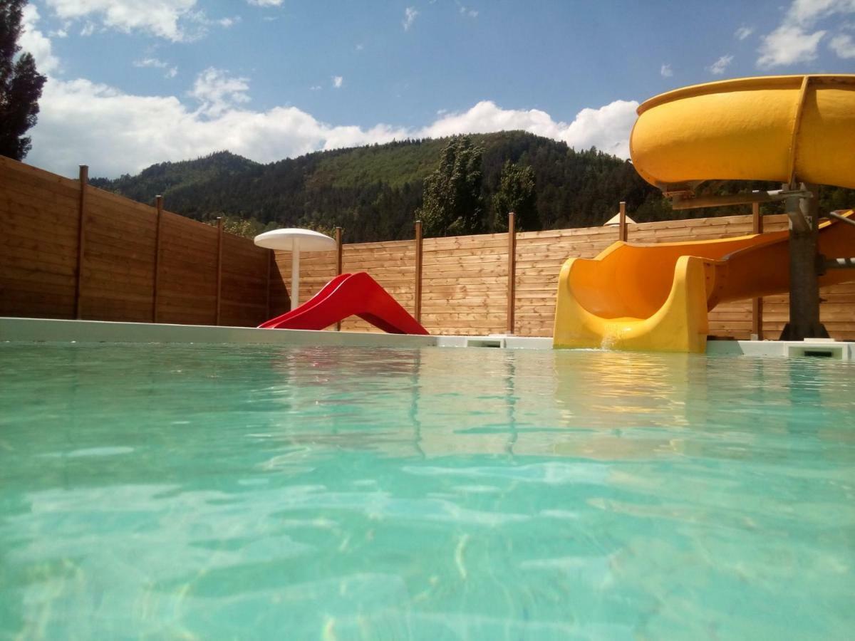 Les Du Campsite 4*